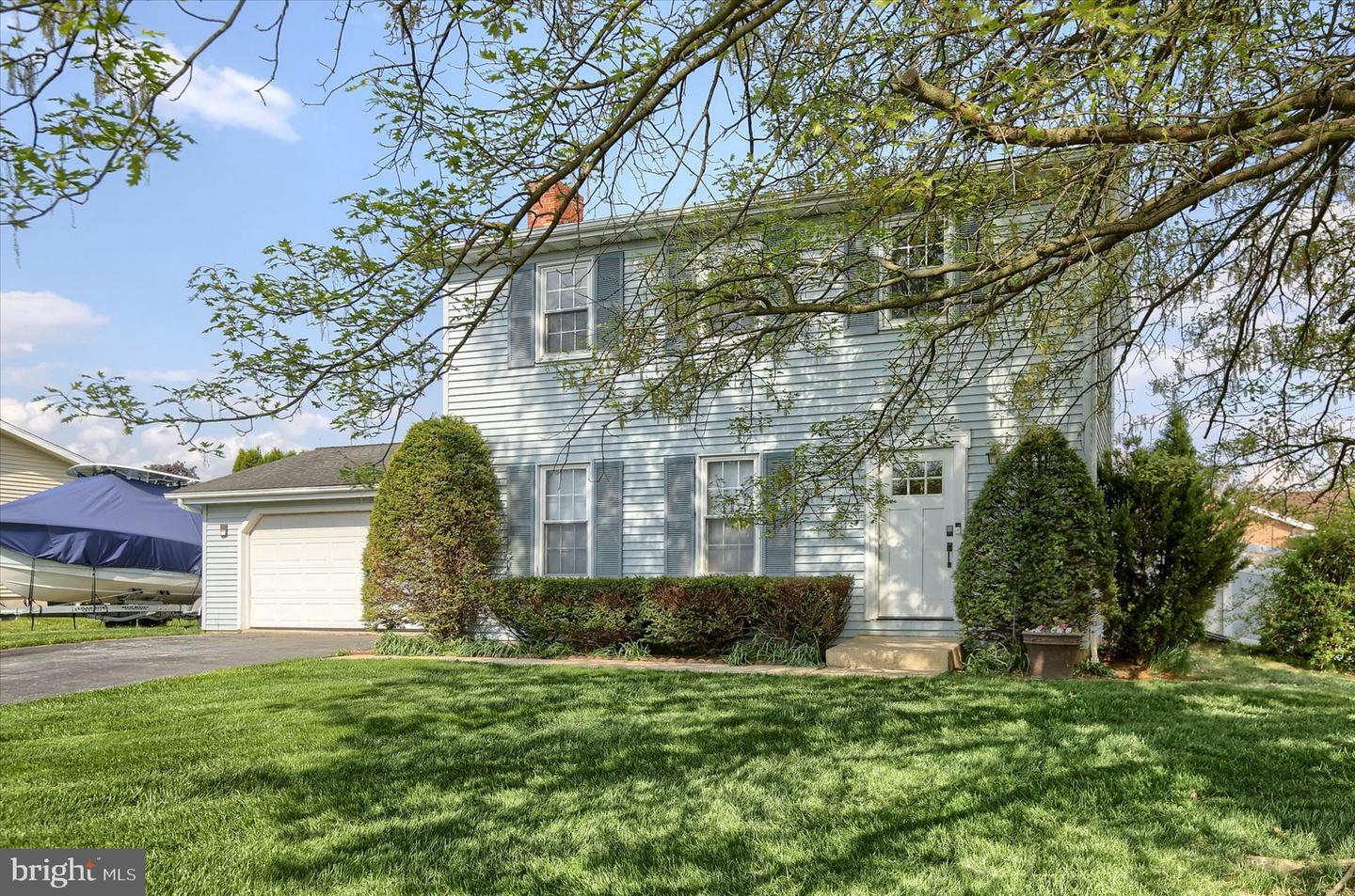 5 Northgate Avenue  Myerstown PA 17067 photo