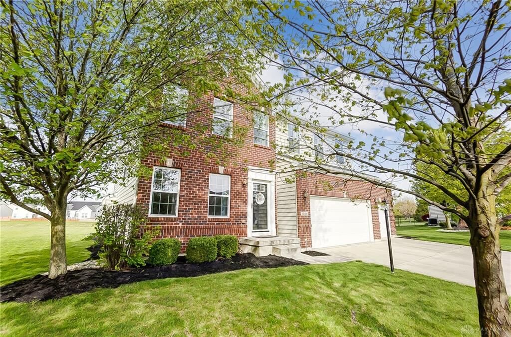 Property Photo:  1204 Artesian Lane  OH 45324 