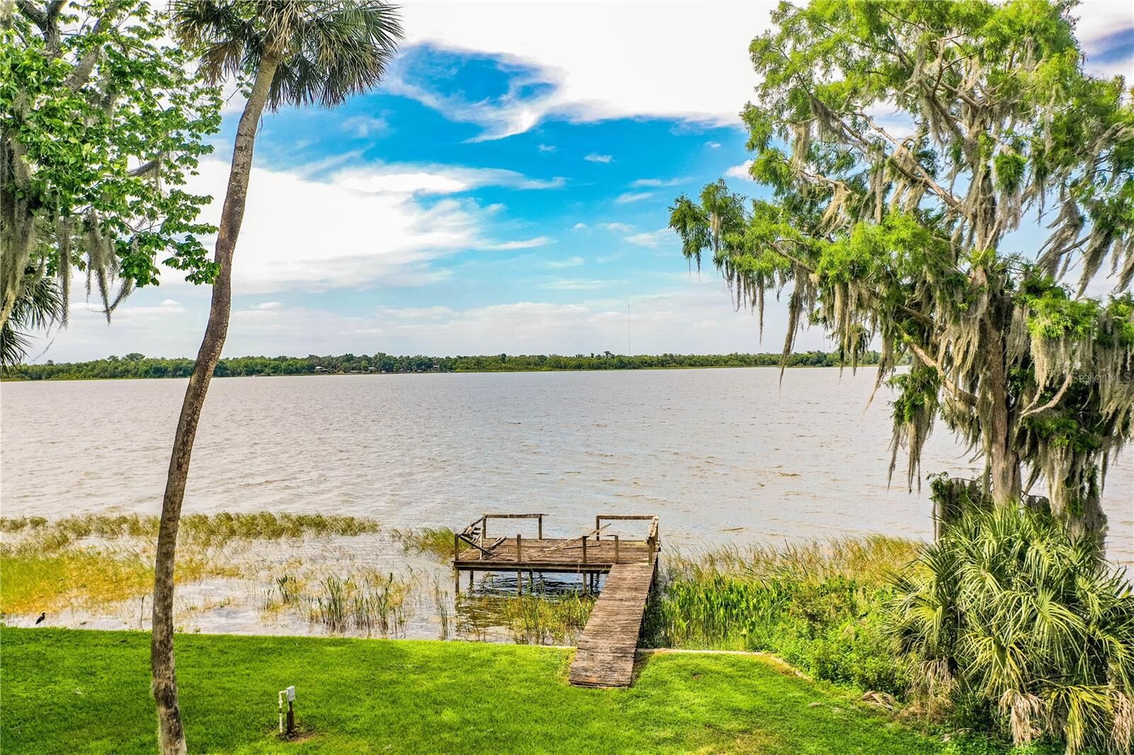 Property Photo:  1097 Shady Cove Road E  FL 33844 