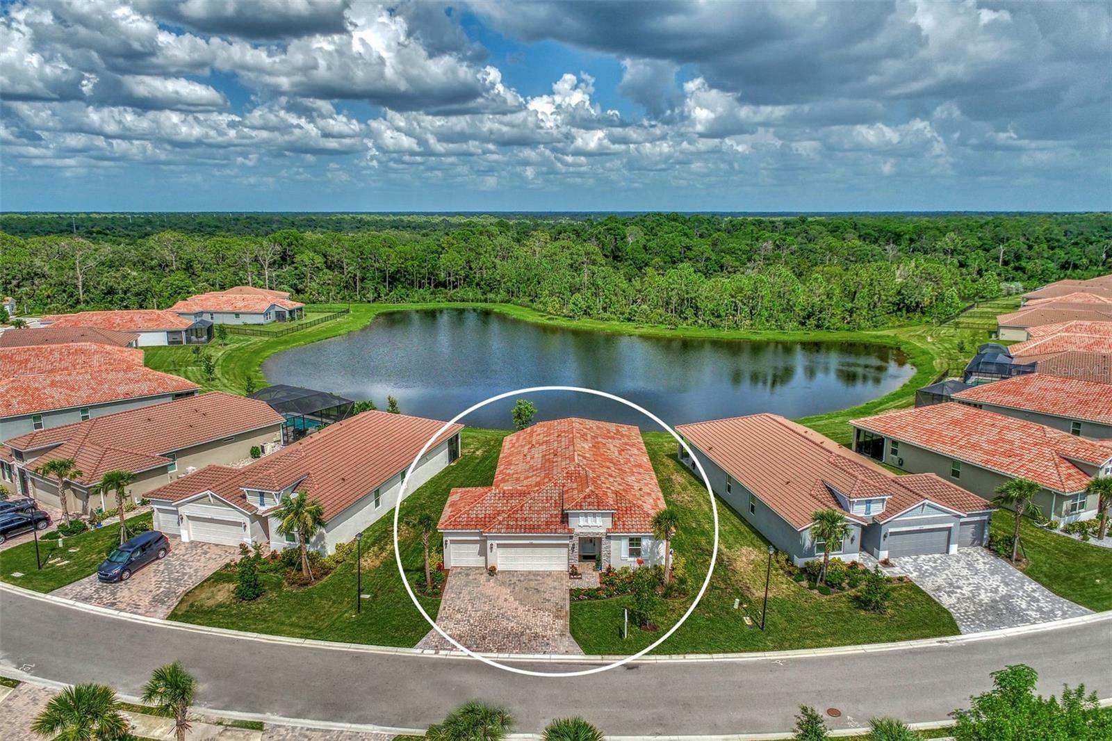 Property Photo: 448 Daylily Boulevard FL 34275
