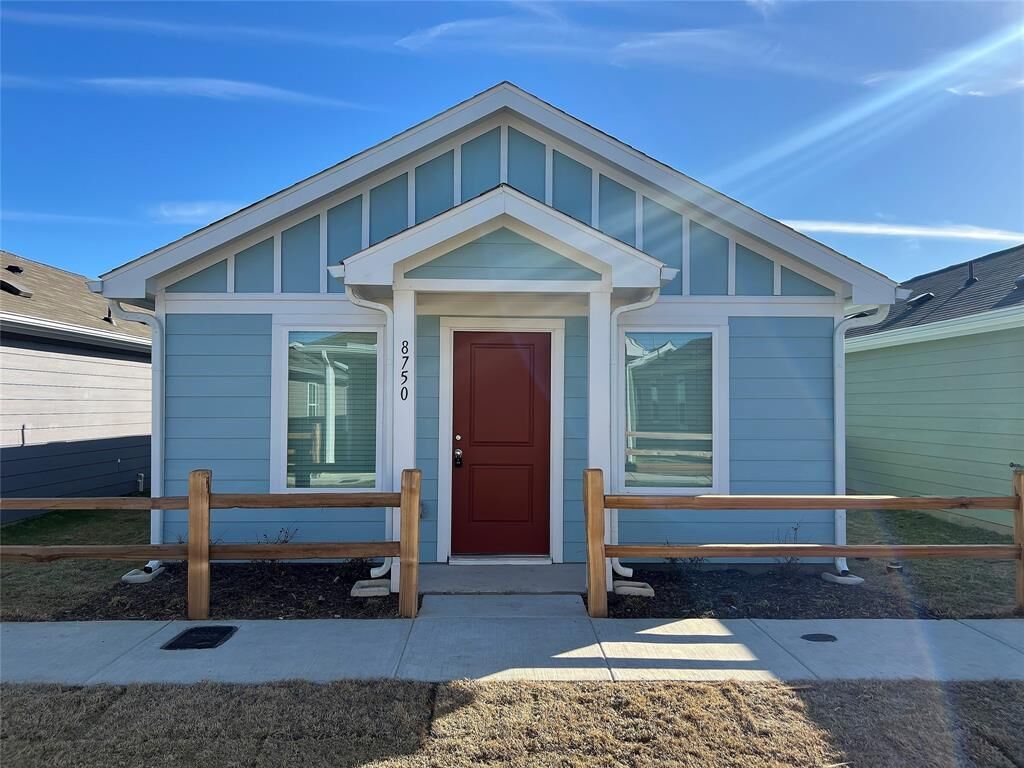 Property Photo: 8750 Texas Risinger Drive 62 TX 76123