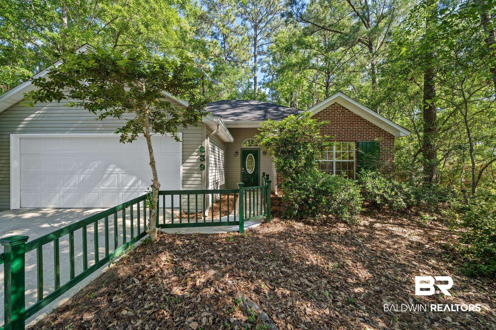 Property Photo: 239 Montclair Loop AL 36526