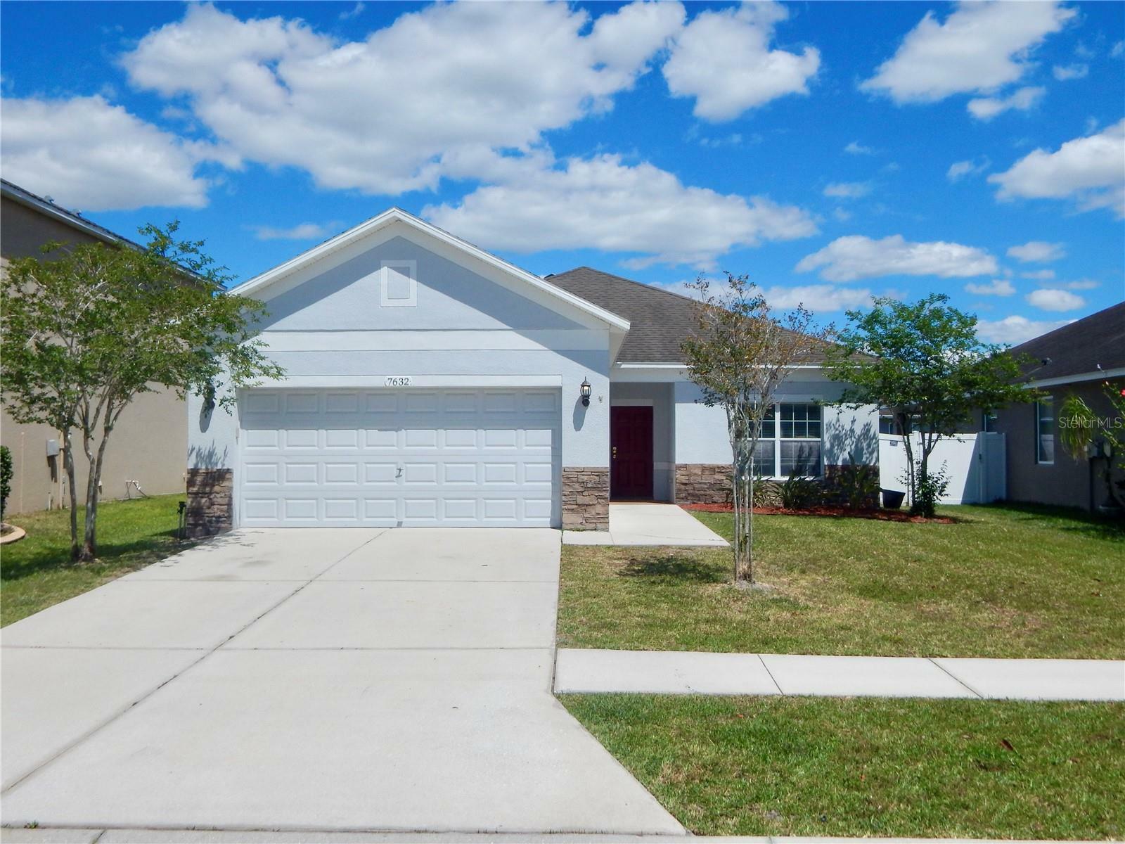 Property Photo:  7632 Armonk Lane  FL 33545 