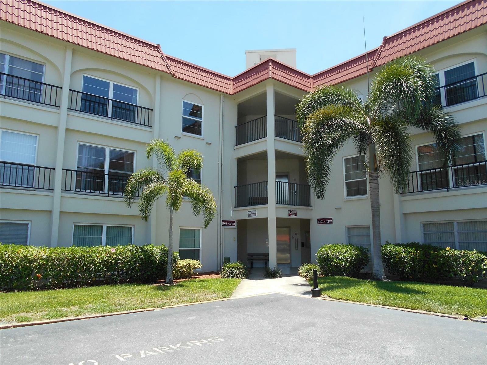 Property Photo:  2700 Bayshore Boulevard 4103  FL 34698 