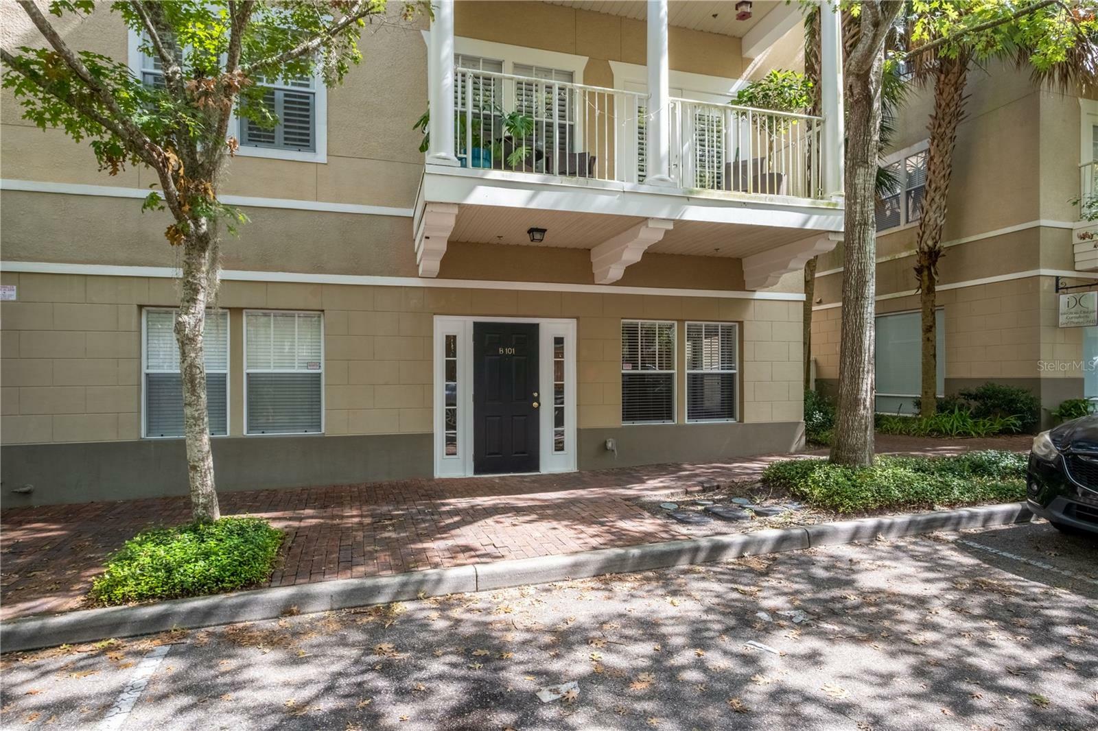 Property Photo:  9124 SW 51st Road B-101  FL 32608 