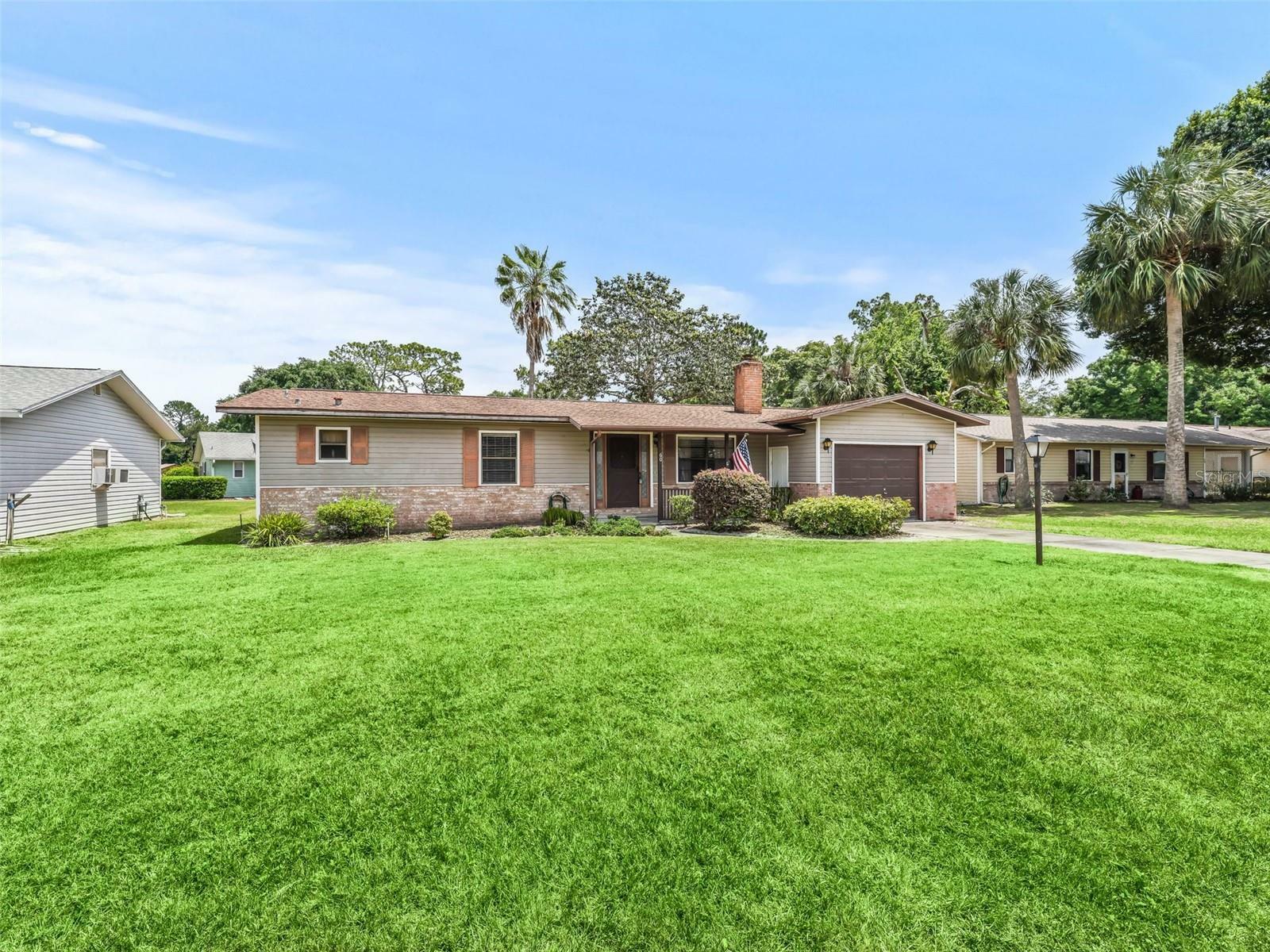 Property Photo:  60 Aberdeen Circle  FL 34788 