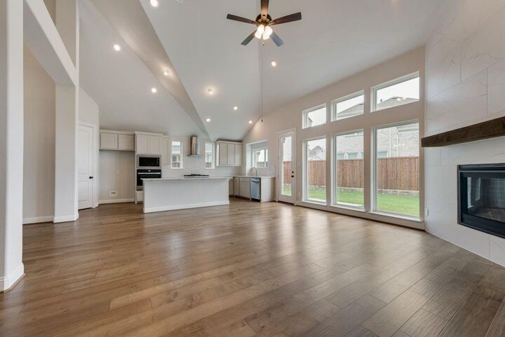 Property Photo:  318 Dominion Drive  TX 75098 