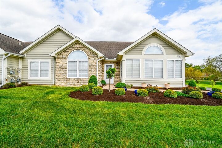 5192 Crescent Ridge Drive  Clayton OH 45315 photo