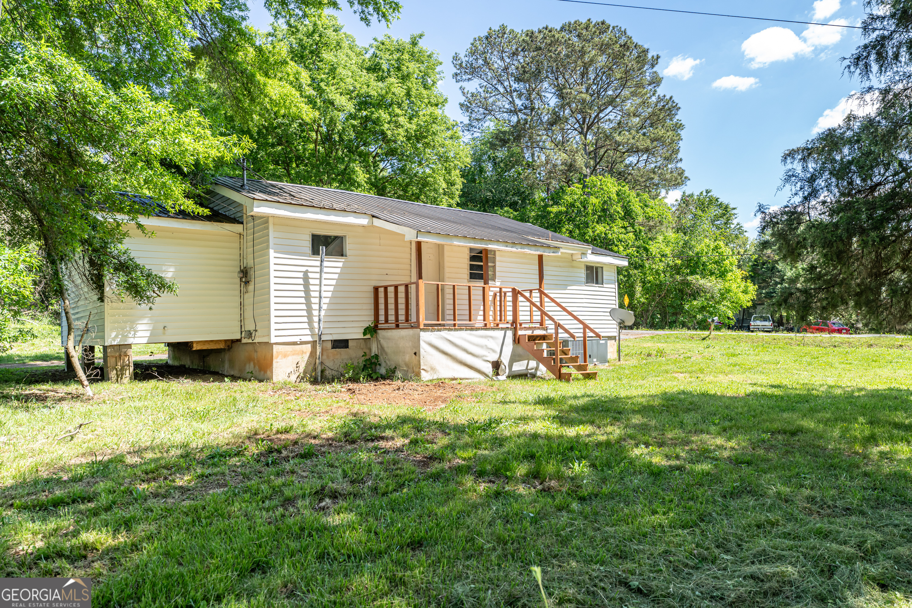 Property Photo:  136 SW Brownlee Mountain Road  GA 30103 