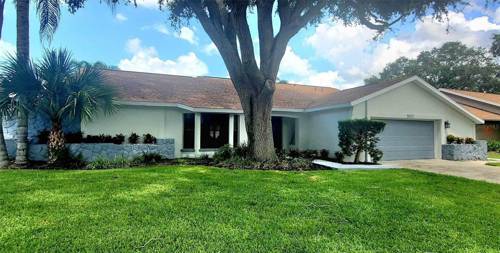 Property Photo:  5025 Bridgeport Drive  FL 34695 