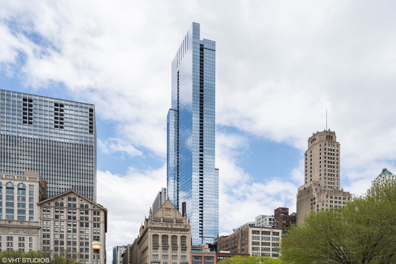 Property Photo:  60 E Monroe Street 3208  IL 60603 
