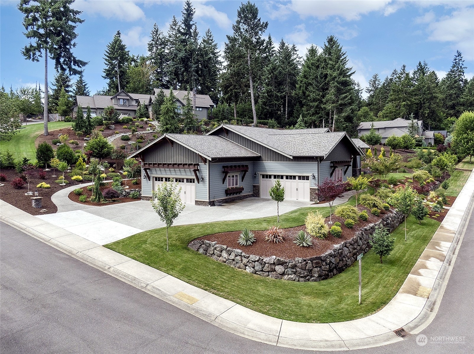 Property Photo:  616 Hyak Way  WA 98333 