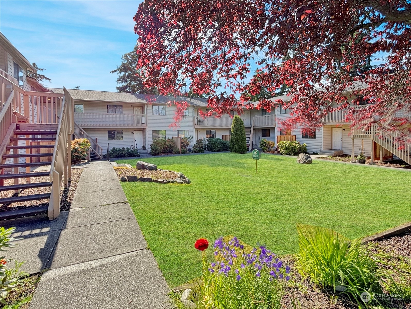 Property Photo:  325 NE Kettle Street 209  WA 98277 