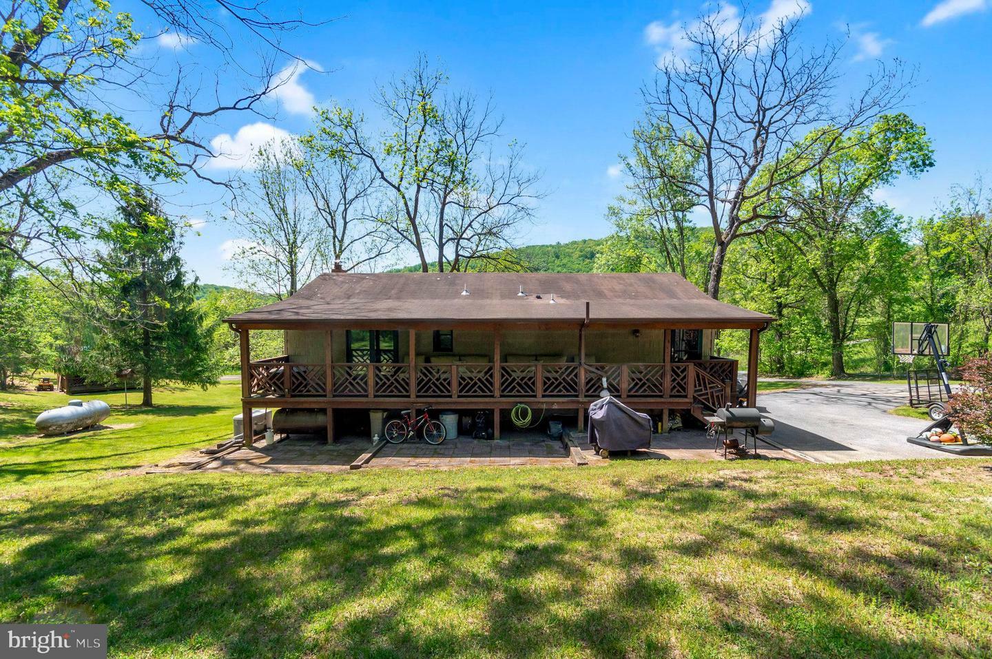Property Photo: 13010 Belle Meade Lane VA 22643