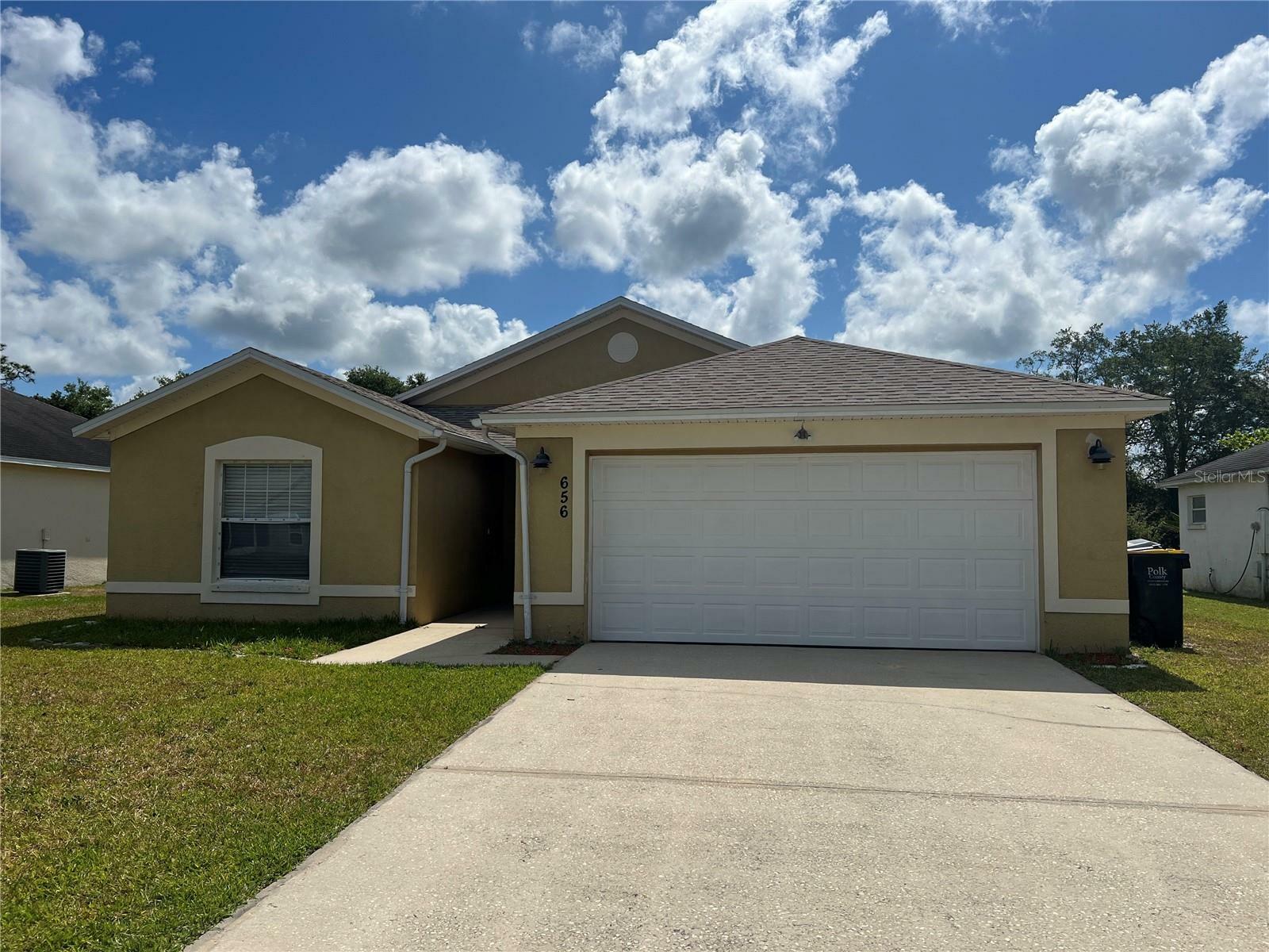 Property Photo:  656 Koala Court  FL 34759 