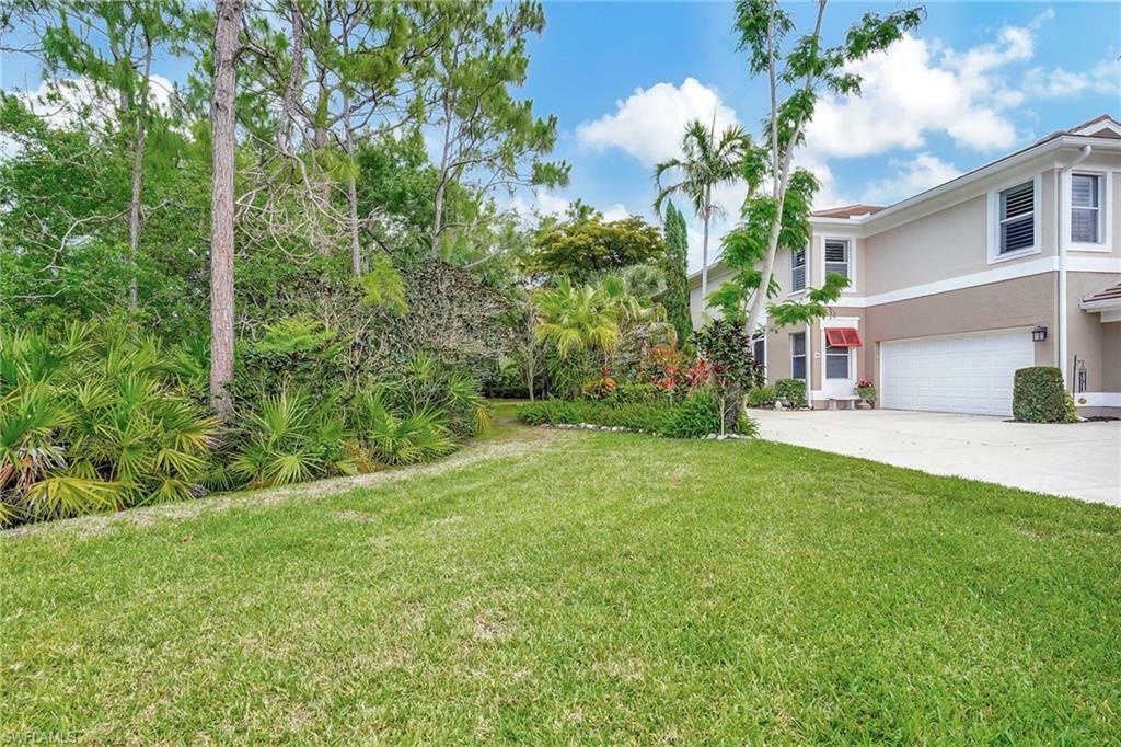 Property Photo:  867 Carrick Bend Cir W 2101  FL 34110 