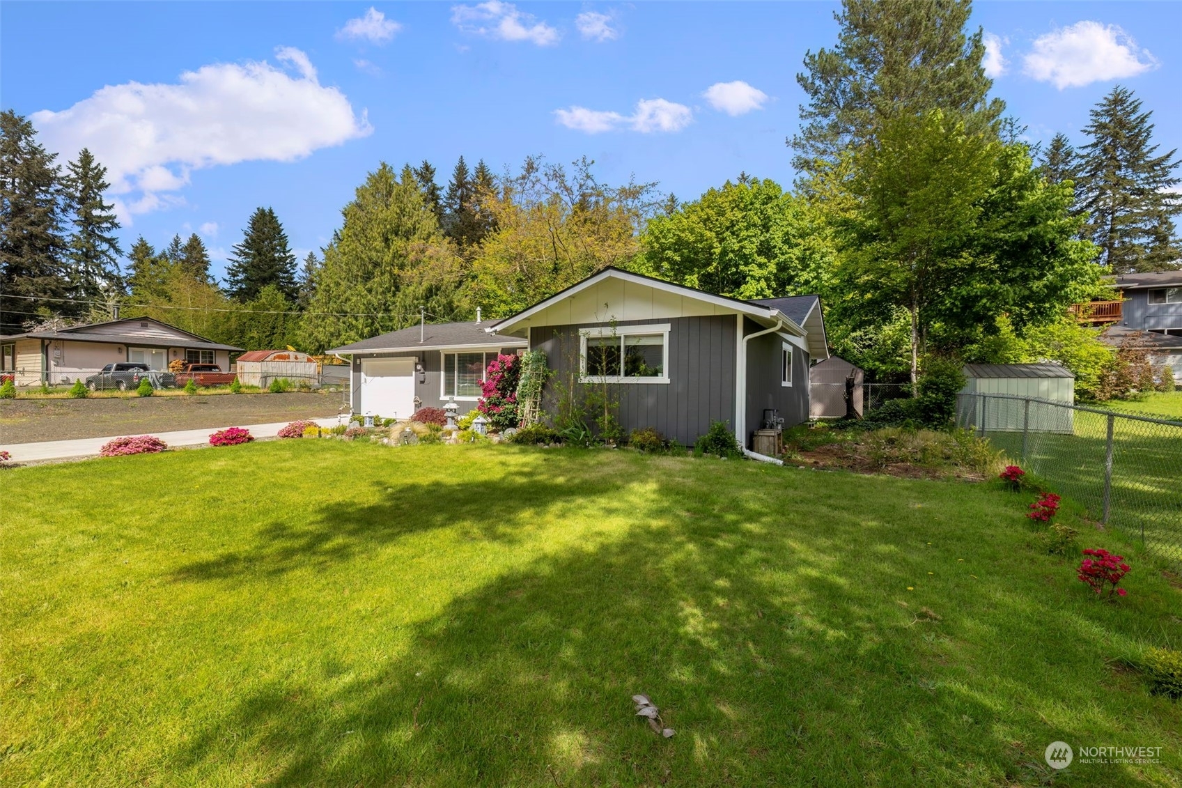 Property Photo: 1950 Hillwood Lane SE WA 98367