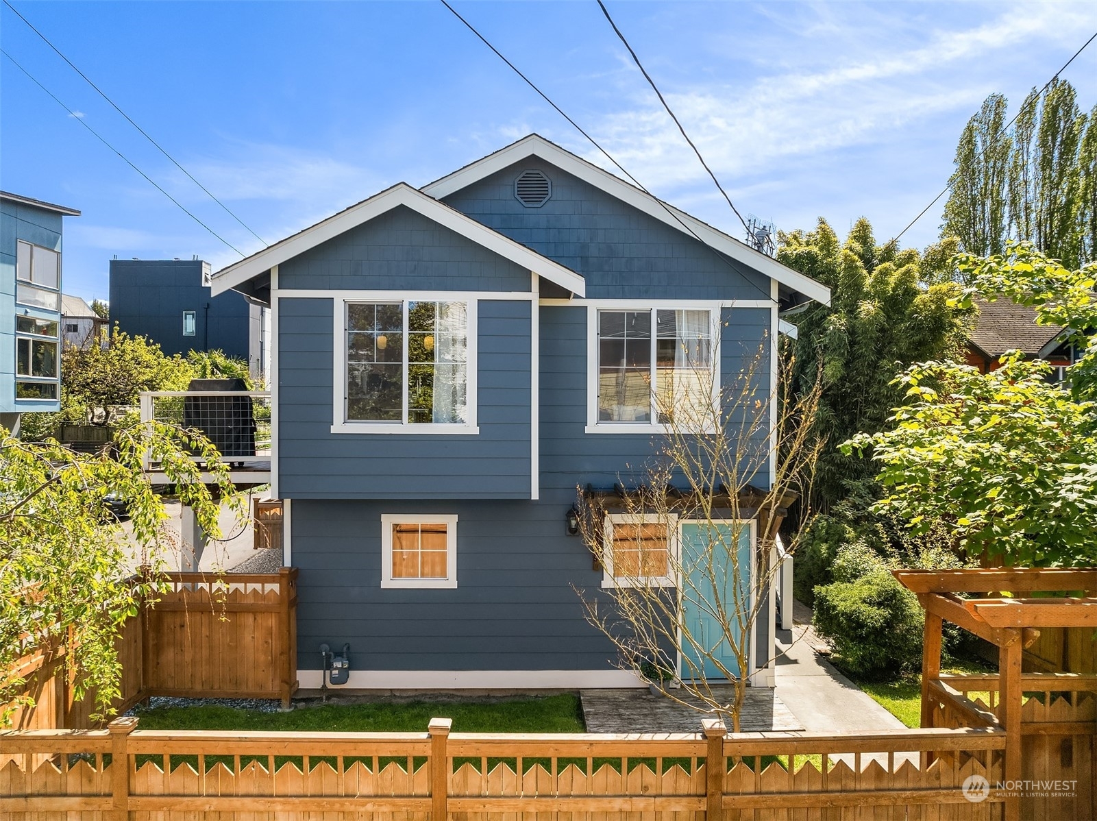 Property Photo:  2111 E Terrace Street  WA 98122 