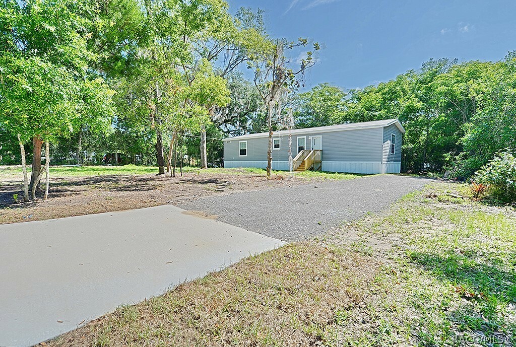 Property Photo:  8281 S Lake Consuella Drive  FL 34436 