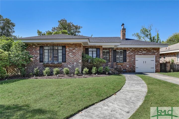 27 E 62nd Street  Savannah GA 31405 photo