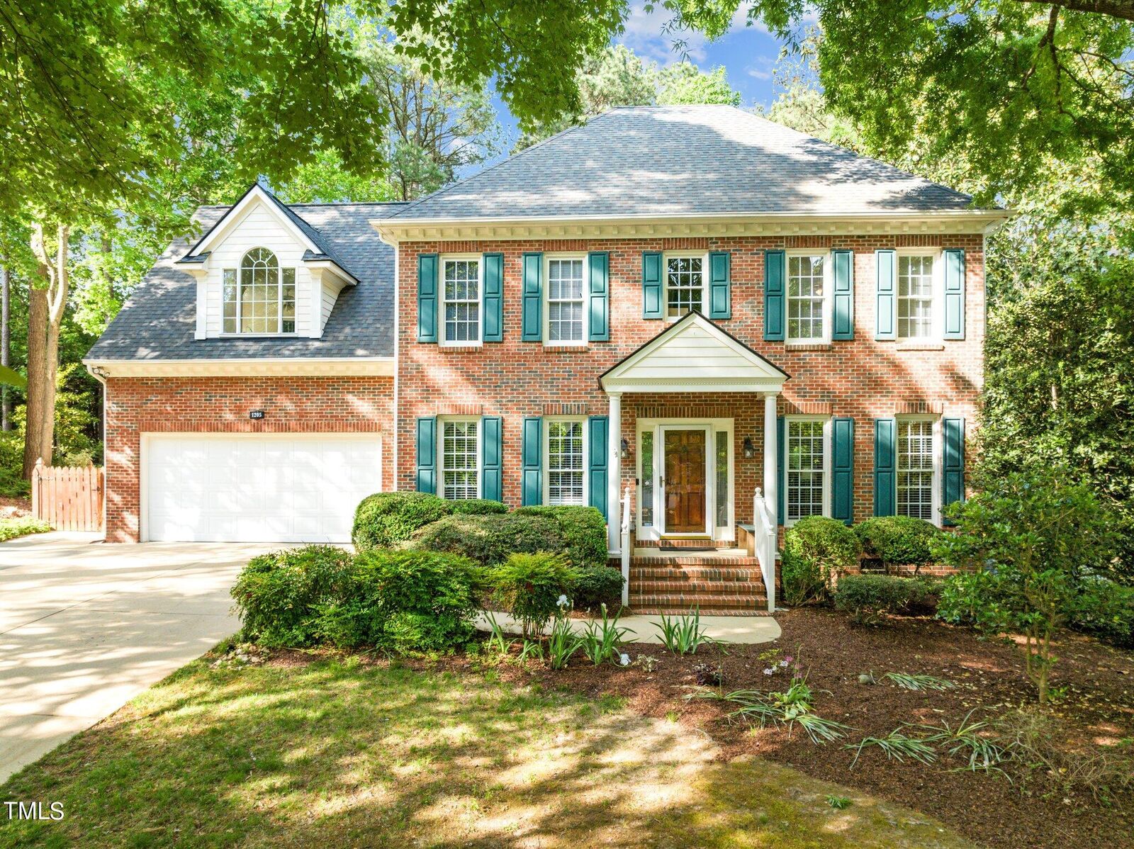 Property Photo: 1205 Alderwood Court NC 27502