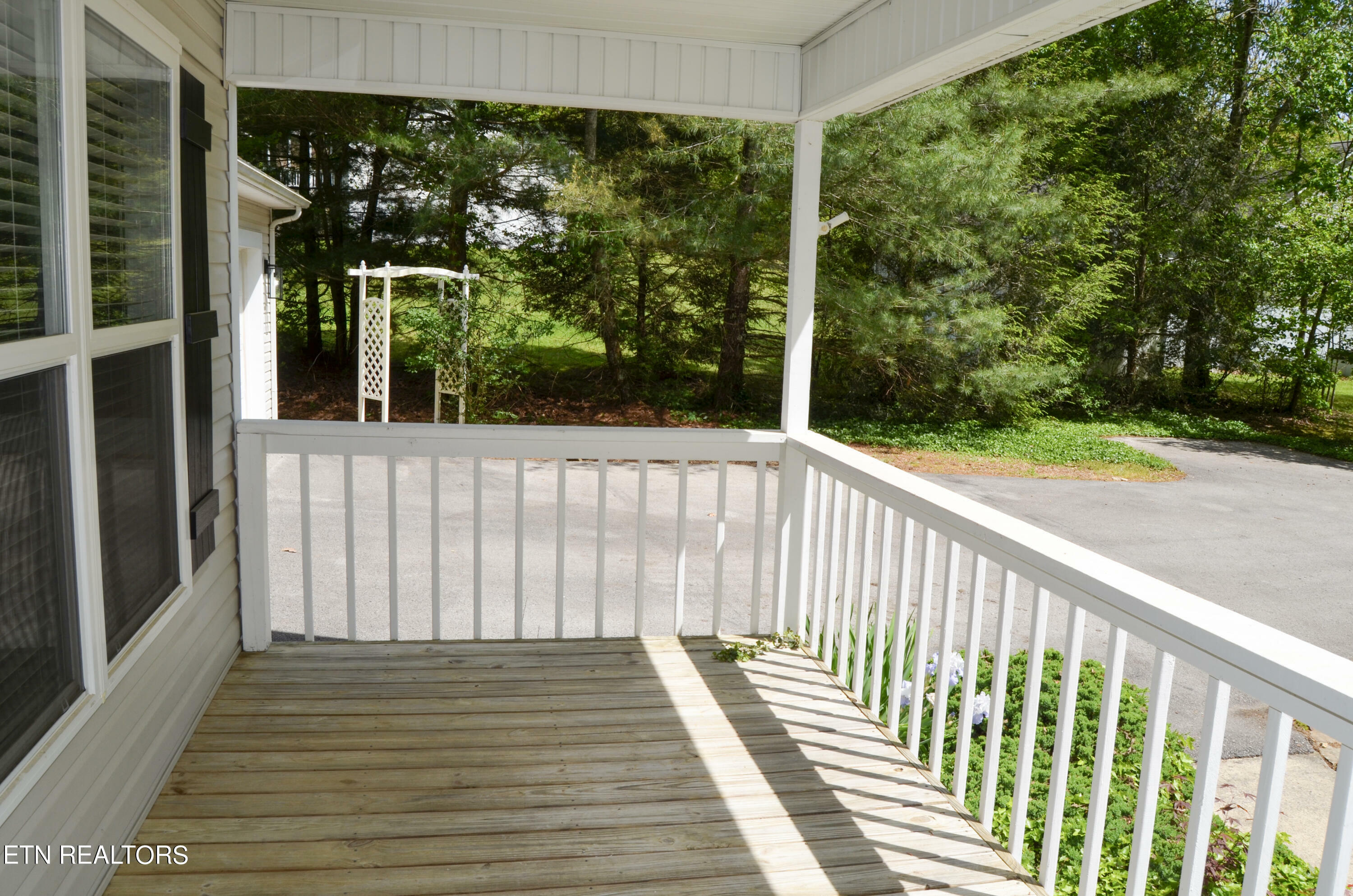 Property Photo:  329 Hilltop Drive  TN 38555 