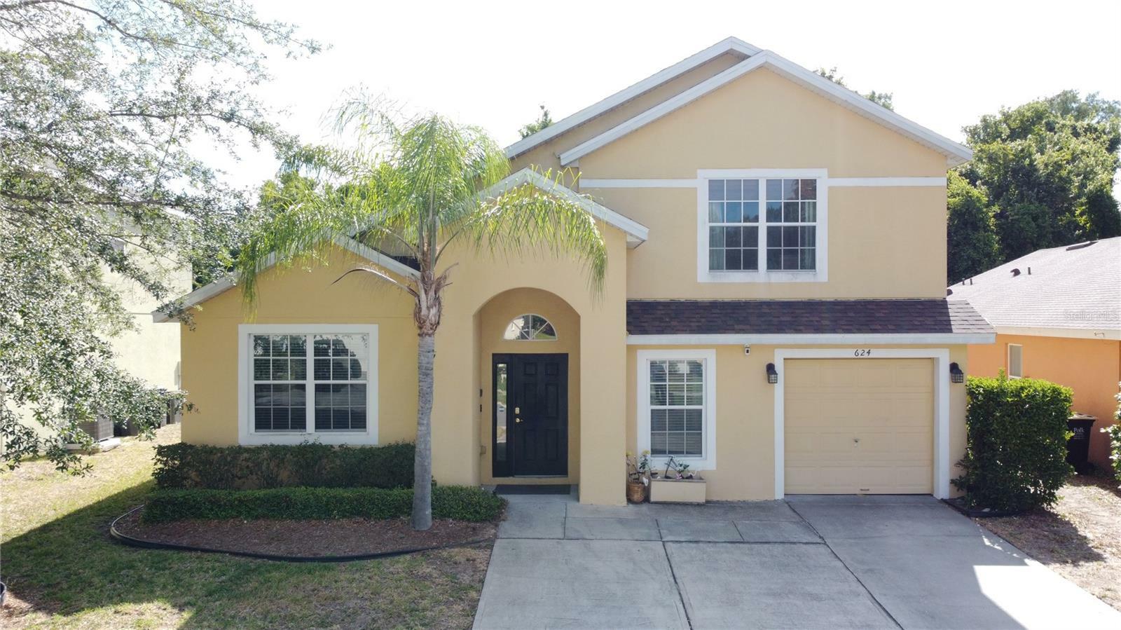 Property Photo:  624 Sandy Ridge Drive  FL 33896 