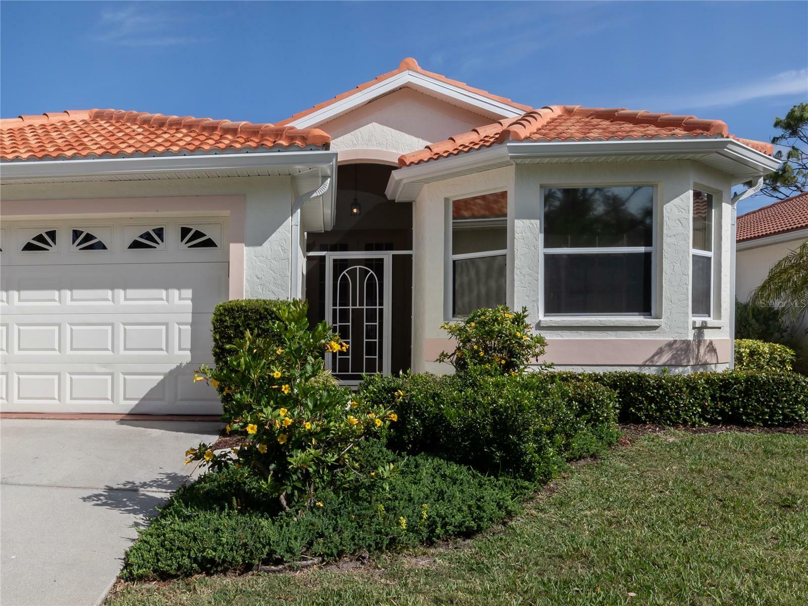 Property Photo:  4831 Summertree Road  FL 34293 