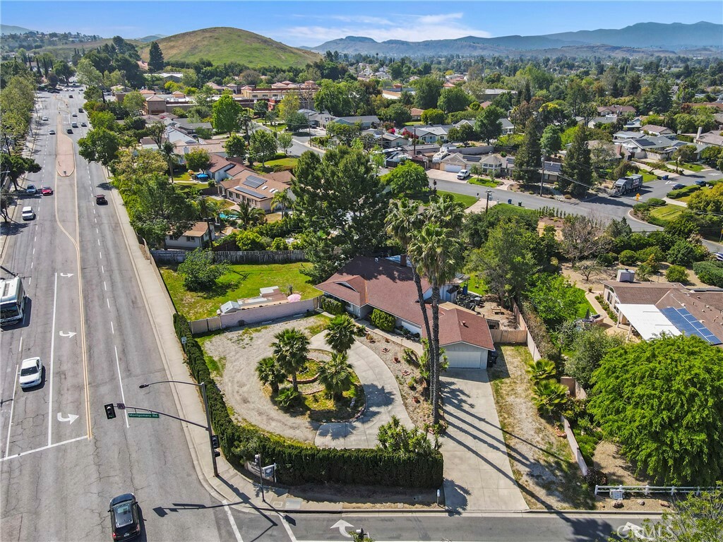 Property Photo: 1633 Montgomery Road CA 91360
