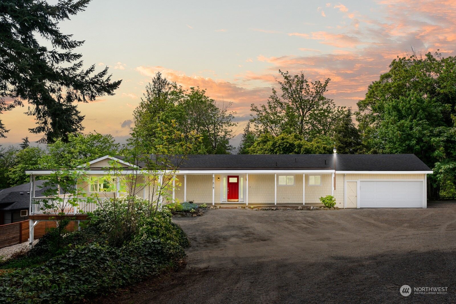 Property Photo:  21819  100th Avenue SE  WA 98031 