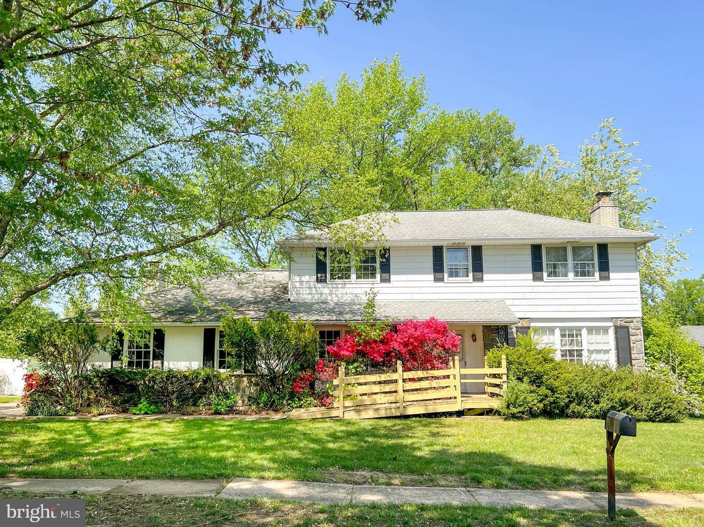 Property Photo: 2405 Newton Road DE 19810