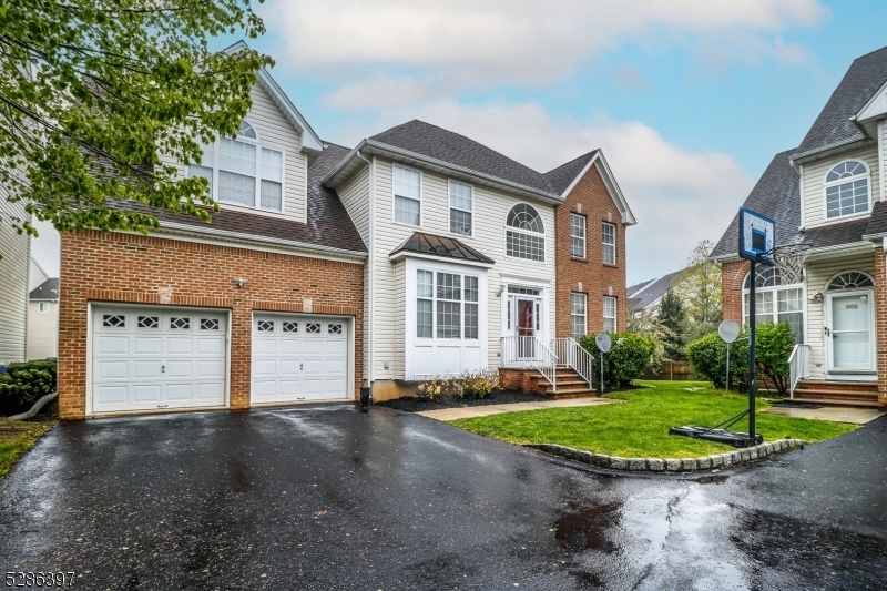Property Photo:  1006 Lily Ct  NJ 08902 