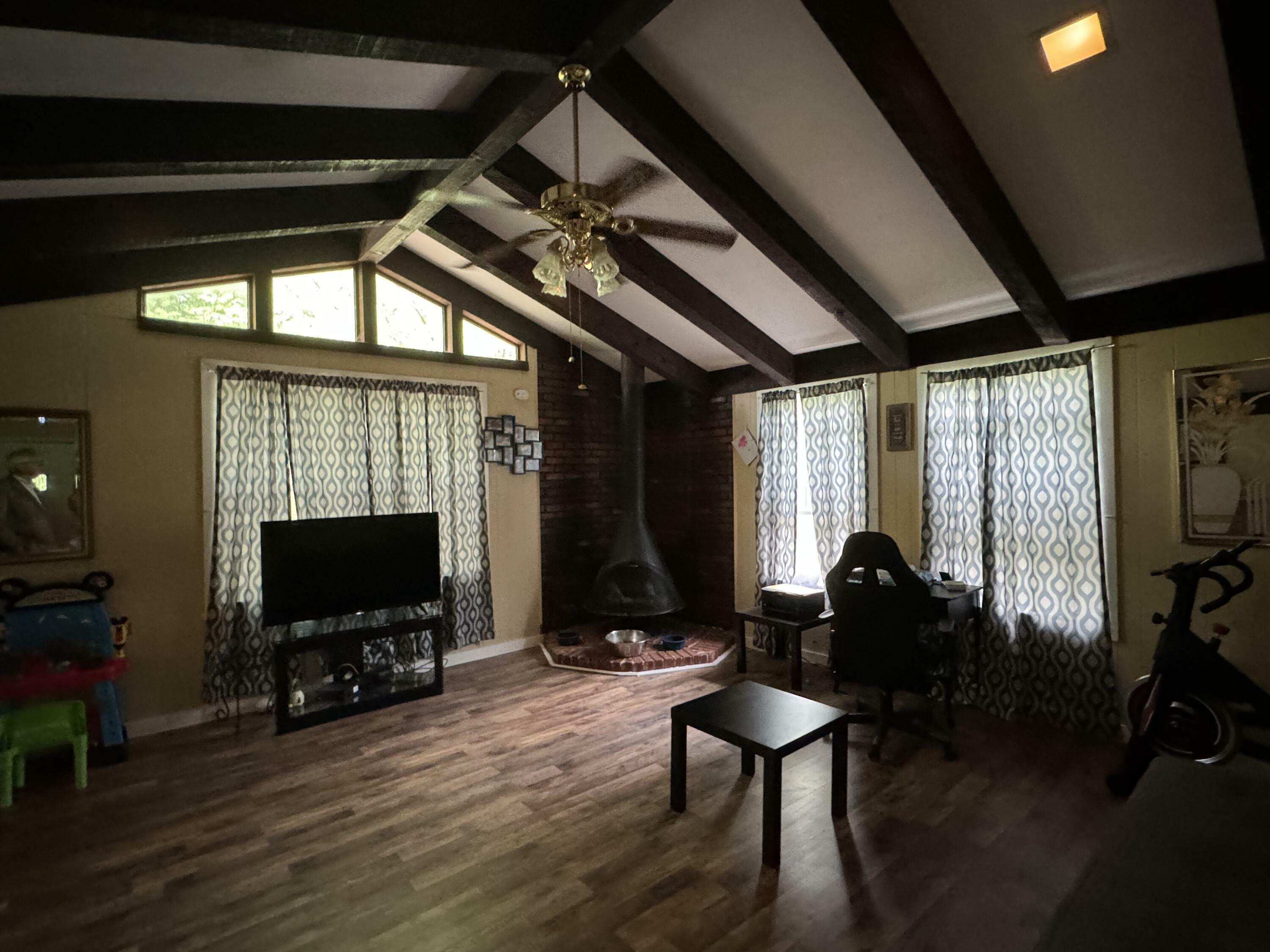 Property Photo:  805 West W 5th Street  KY 40741 