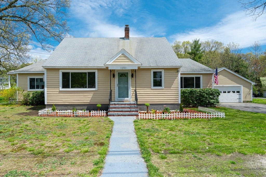 Property Photo:  1291 Varnum Avenue  MA 01854 