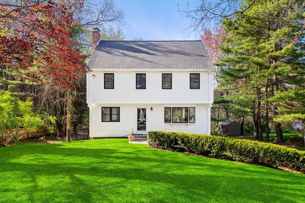 Property Photo:  4 Tiffany Ln  MA 01810 