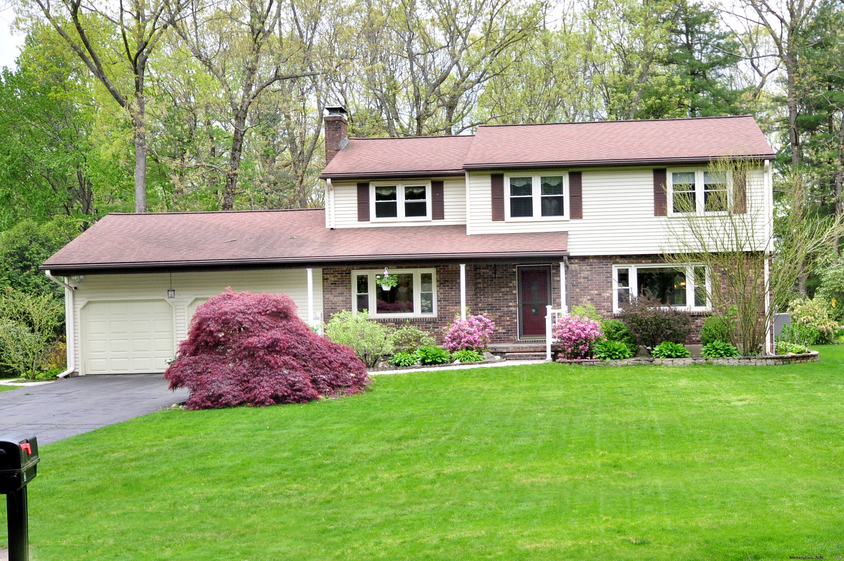 Property Photo:  2 Lighthouse Hill Road  CT 06095 