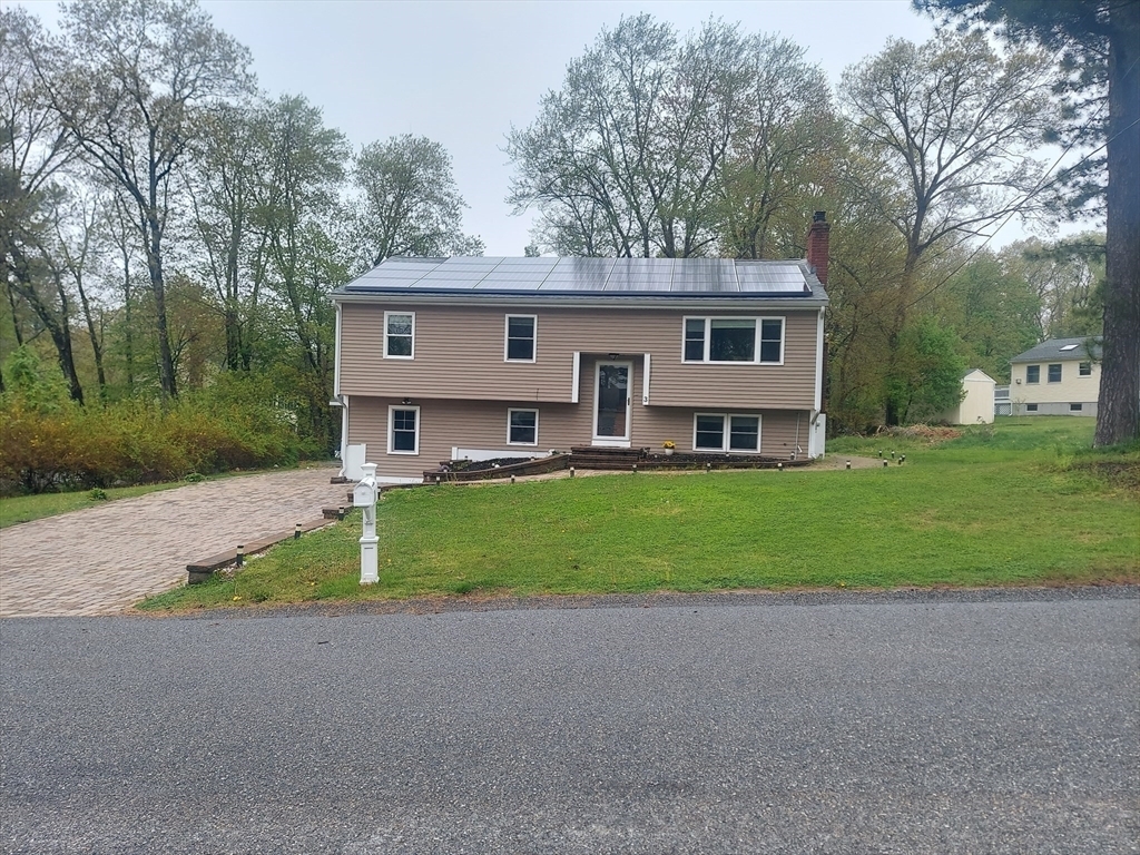 Property Photo:  3 Westchester Dr  MA 01757 