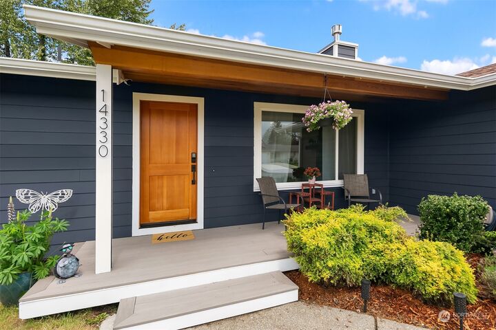 Property Photo:  14330 SE 258th Place  WA 98042 