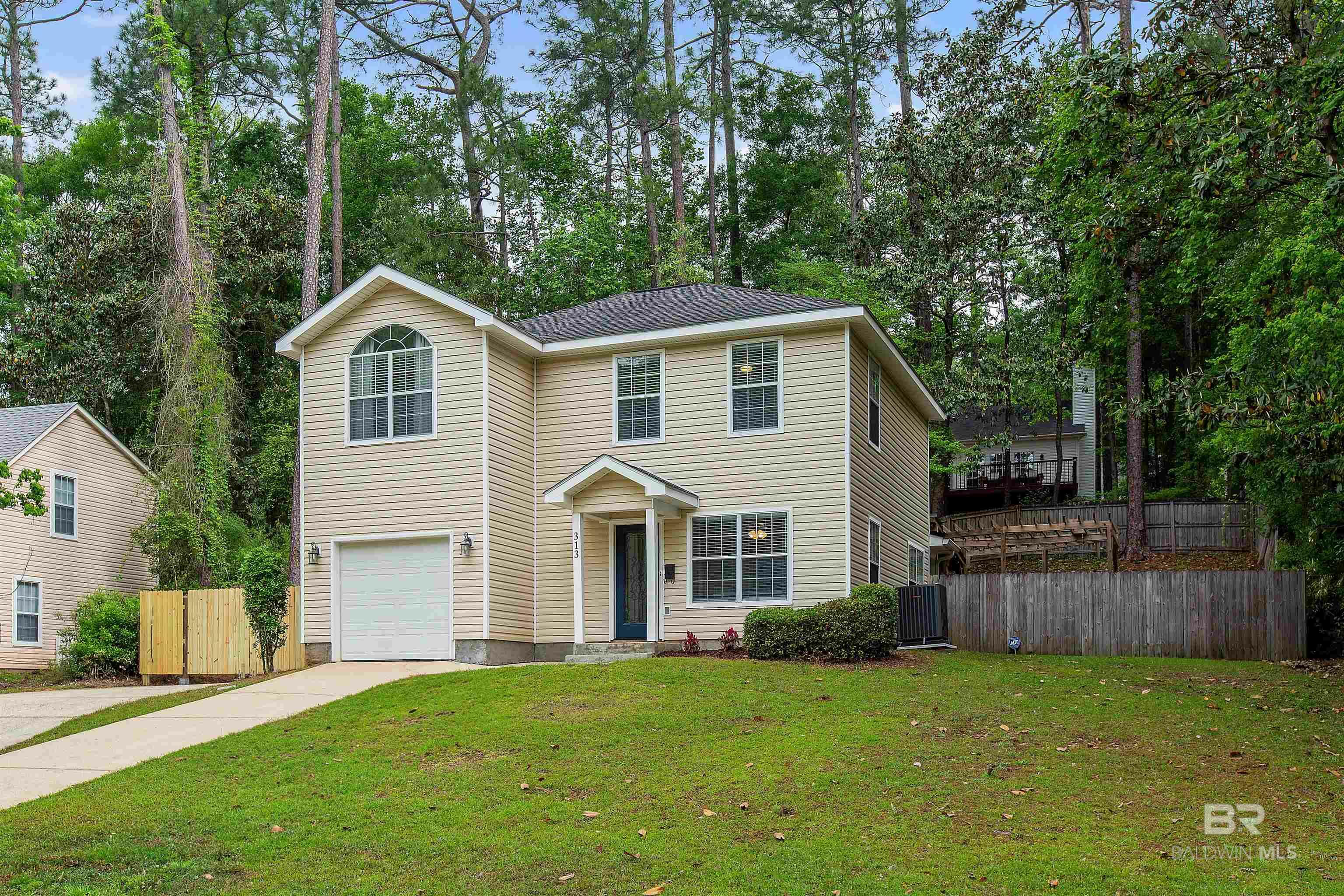 313 Ridgewood Drive  Daphne AL 36526 photo