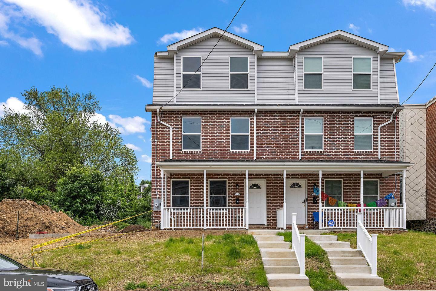 Property Photo: 218 W 26 Street DE 19802
