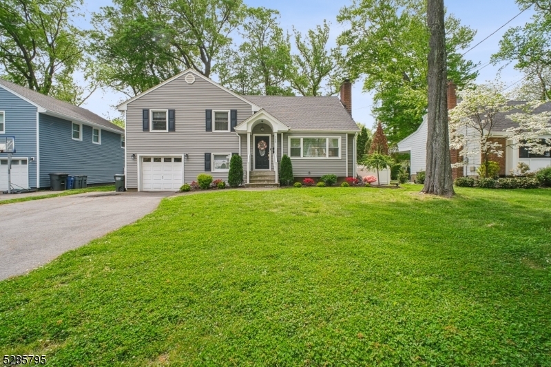 Property Photo: 733 Willow St NJ 07016