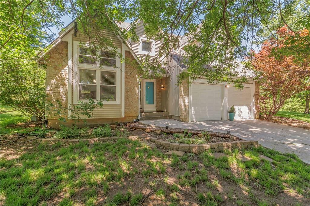 Property Photo:  10418 Edgehill Drive  KS 66111 