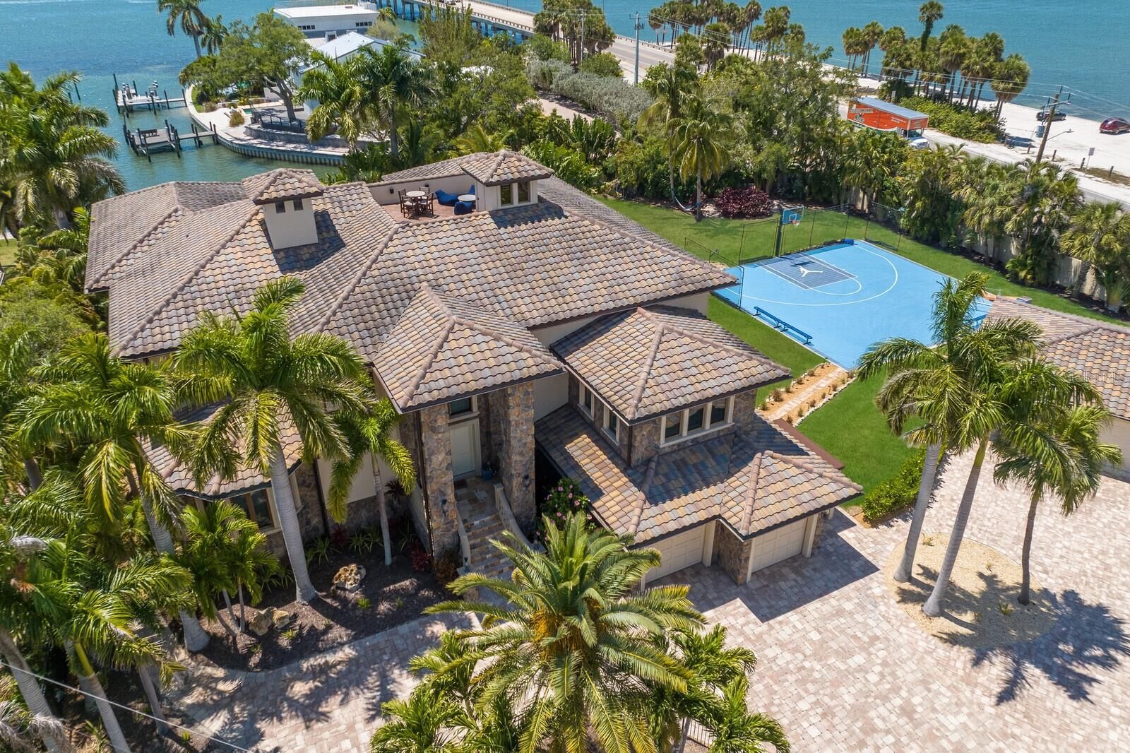 Property Photo:  3544 San Remo Terrace  FL 34239 