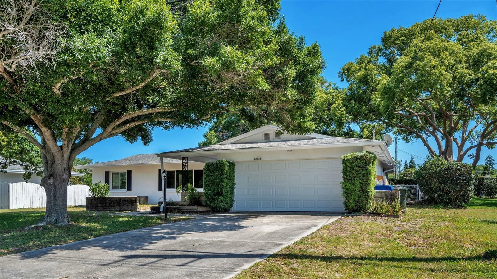 Property Photo:  13836 Wilcox Road  FL 33774 