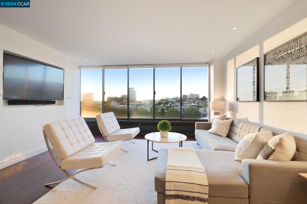 Property Photo: 565 Bellevue Ave 704A CA 94610