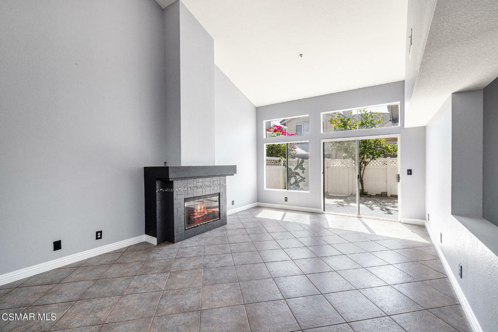 Property Photo:  523 Higuera Drive  CA 93030 