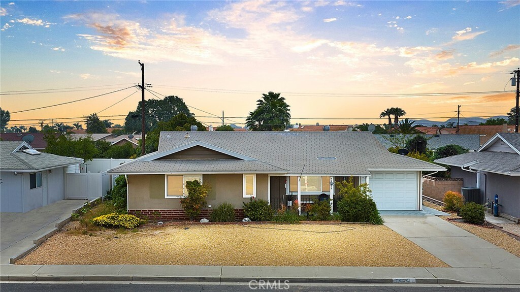 Property Photo:  26251 Foxgrove Road  CA 92586 