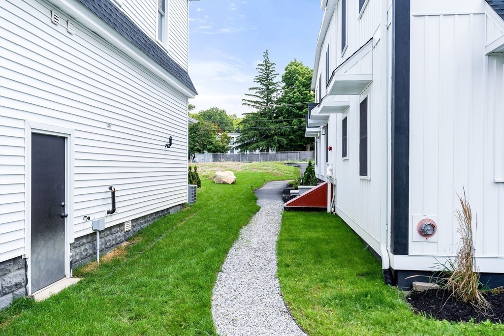 Property Photo:  50 Frankfort Street 9  MA 01420 