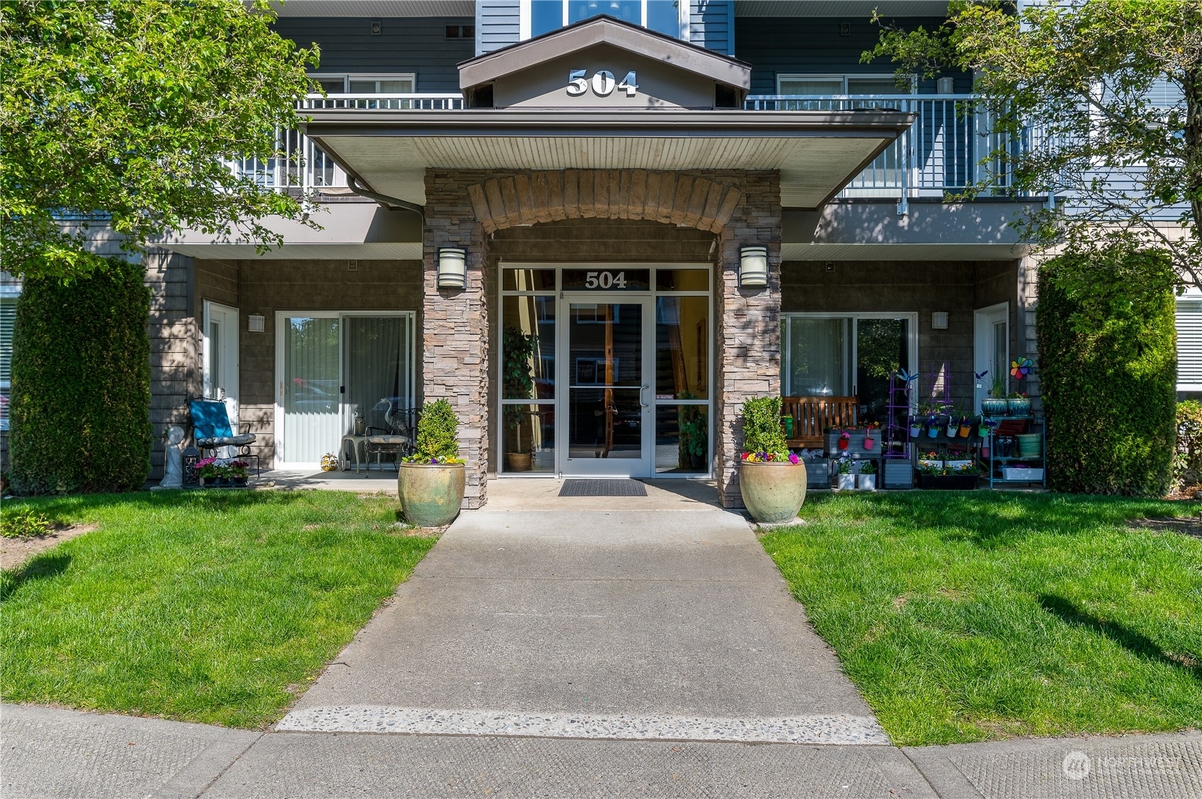 Property Photo: 504 Darby Drive 101 WA 98226