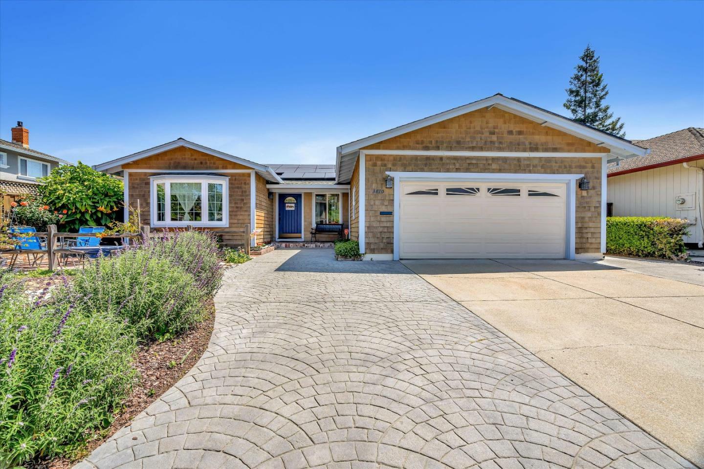 Property Photo: 3810 Mountcliffe Court CA 95136